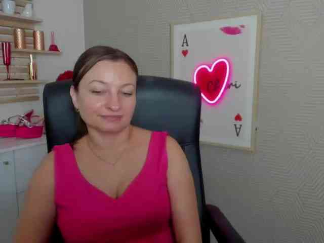 angelaLove13 webcam