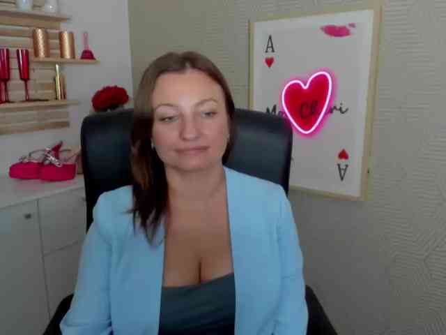angelaLove13