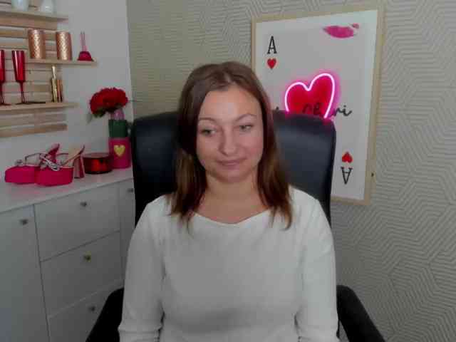 Model: angelaLove13