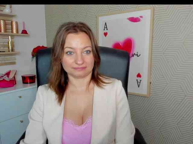 Model: angelaLove13