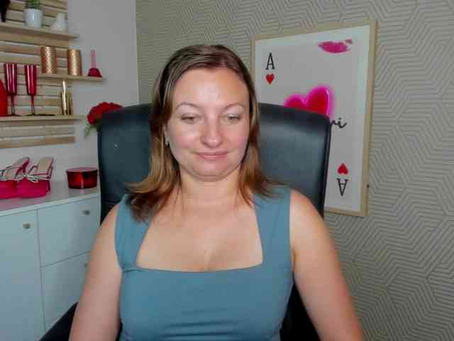 Model: angelaLove13