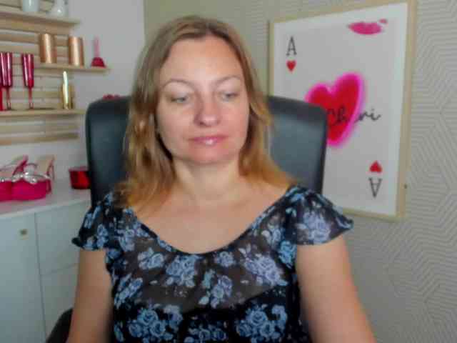 Model: angelaLove13