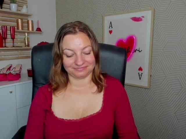 angelaLove13 webcam