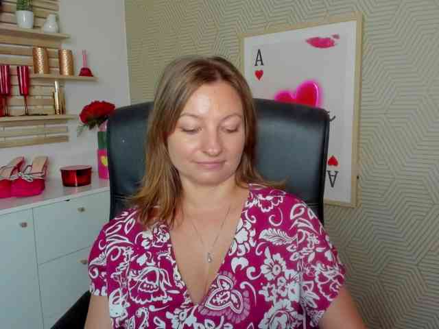 angelaLove13 webcam