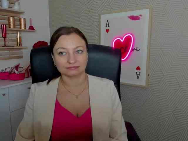 angelaLove13 webcam