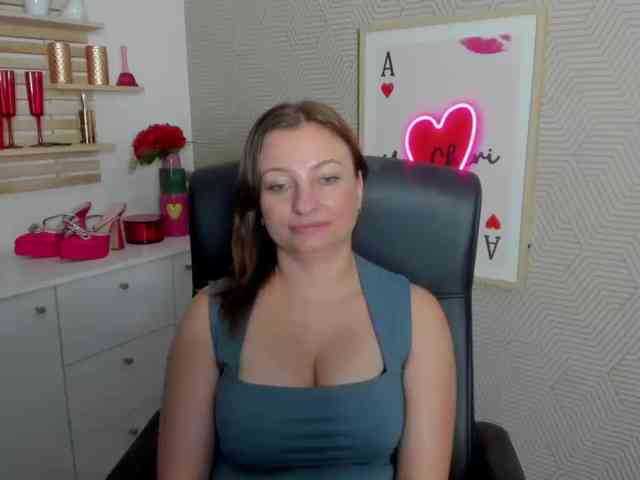 Model: angelaLove13