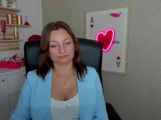 angelaLove13