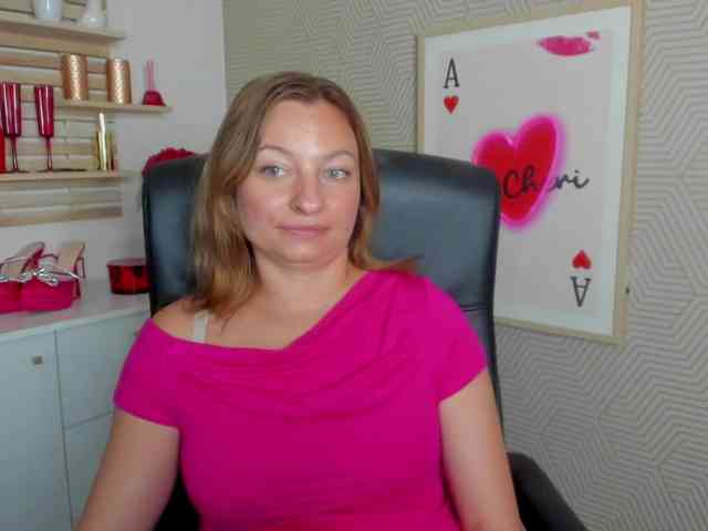 angelaLove13 webcam