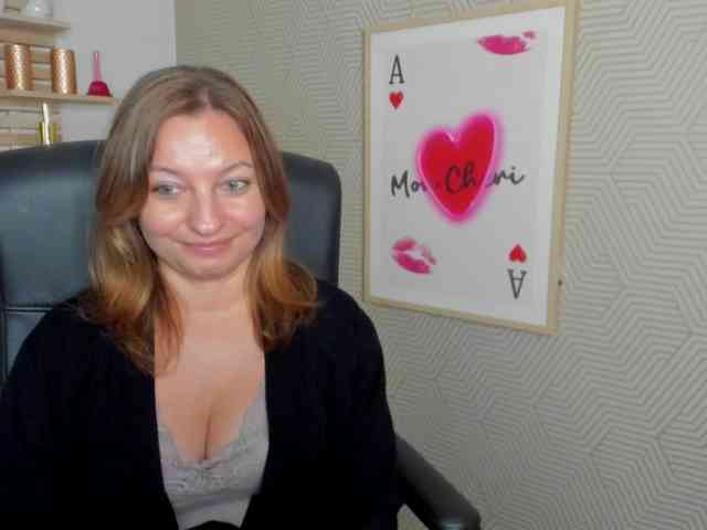 Model: angelaLove13