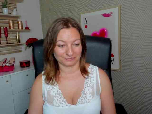 angelaLove13 angelaLove13