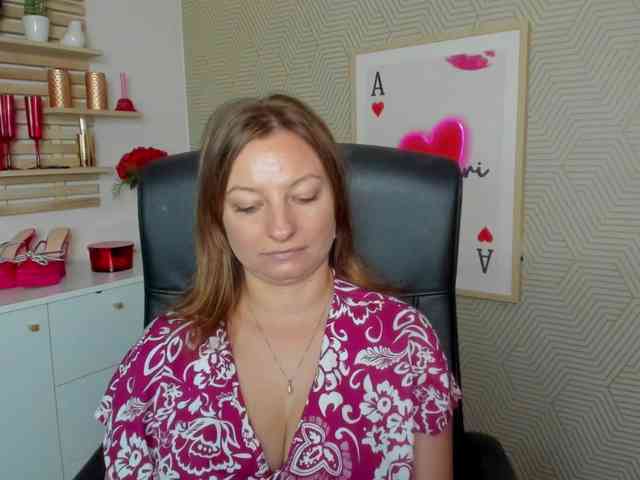 Model: angelaLove13