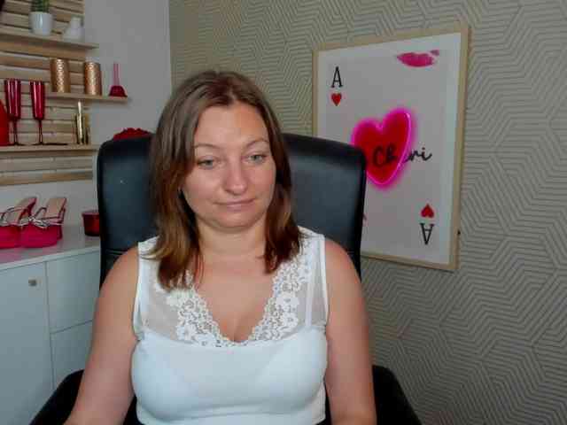 angelaLove13 webcam
