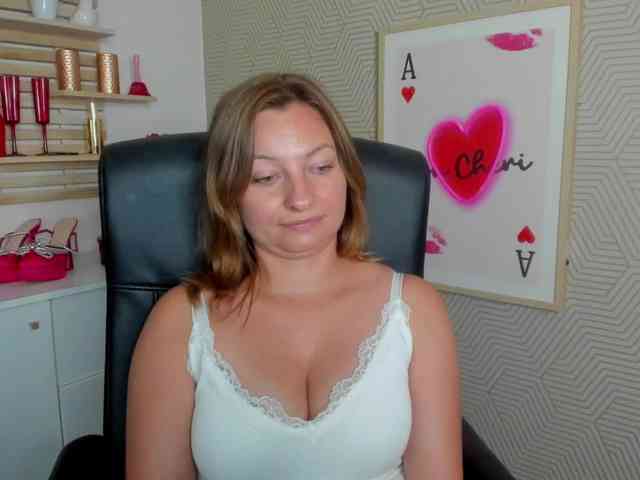 angelaLove13 webcam