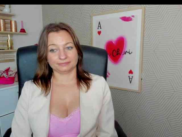 Model: angelaLove13