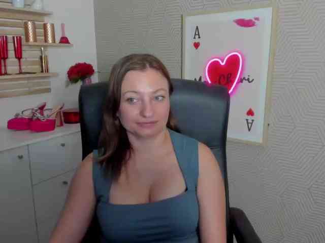 AngelaLove13