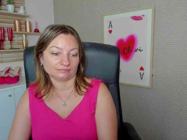 angelaLove13 webcam
