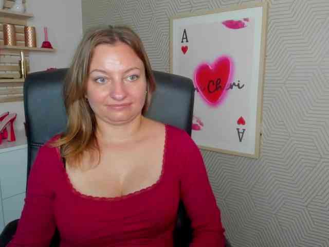 angelaLove13 webcam