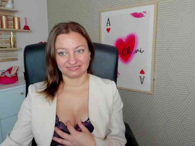 angelaLove13 webcam