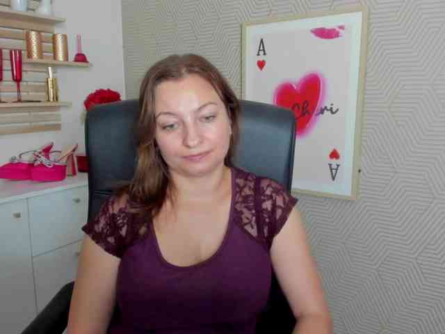 angelaLove13 webcam