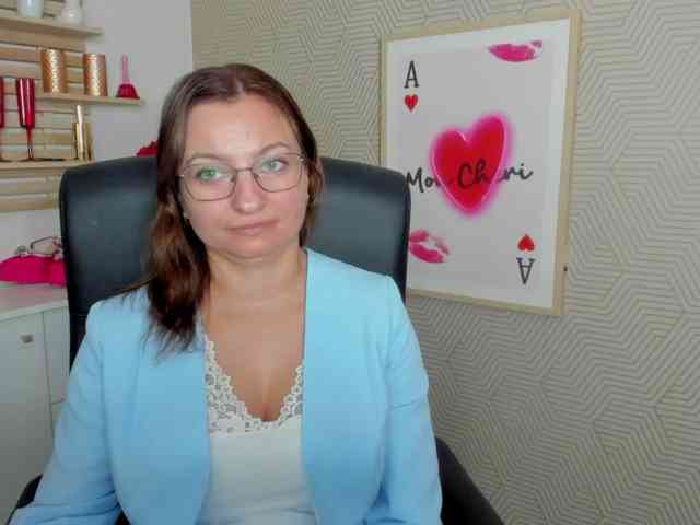 angelaLove13 webcam