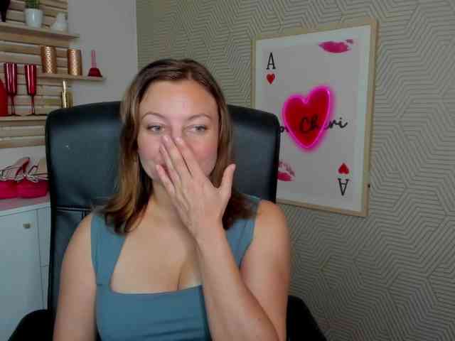 angelaLove13 webcam