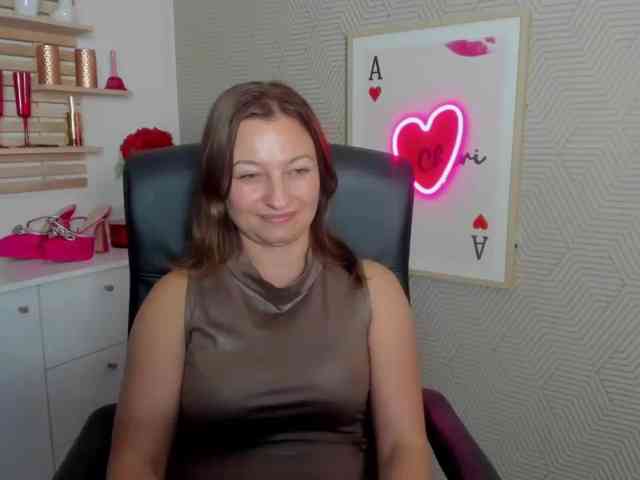 angelaLove13 webcam