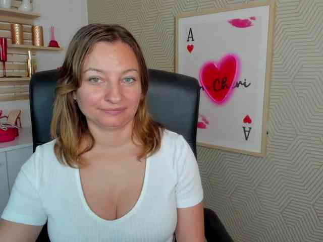 angelaLove13 webcam