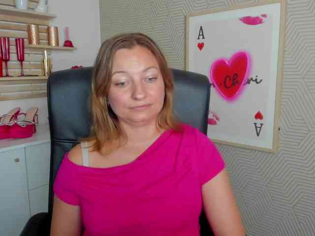 angelaLove13 webcam