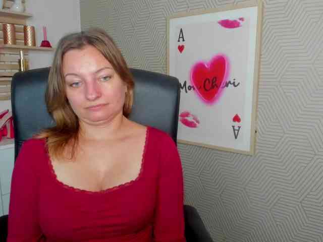 Model: angelaLove13