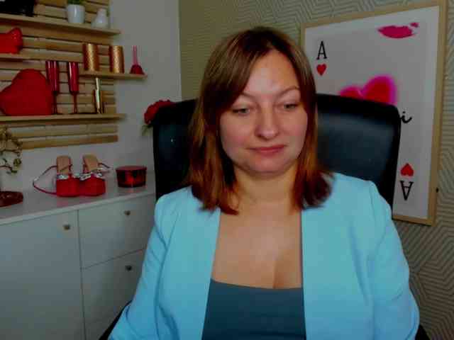 angelaLove13 webcam