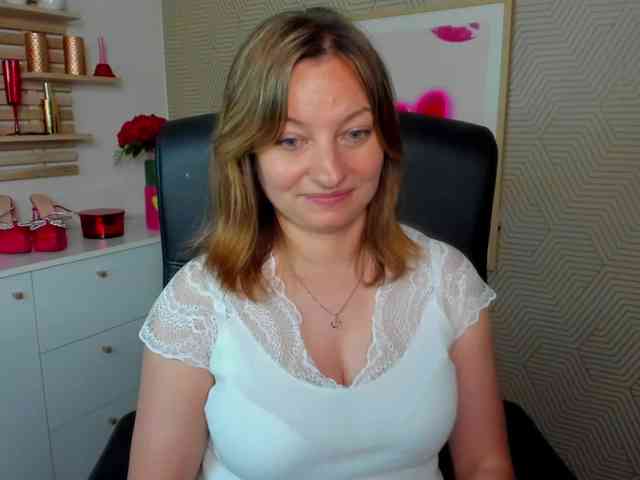 angelaLove13