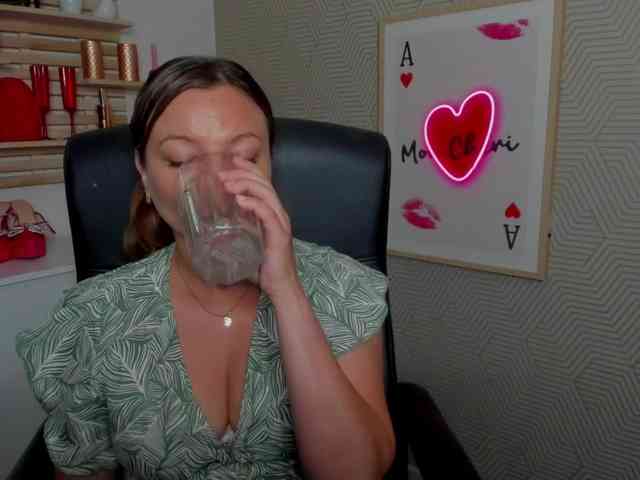 angelaLove13