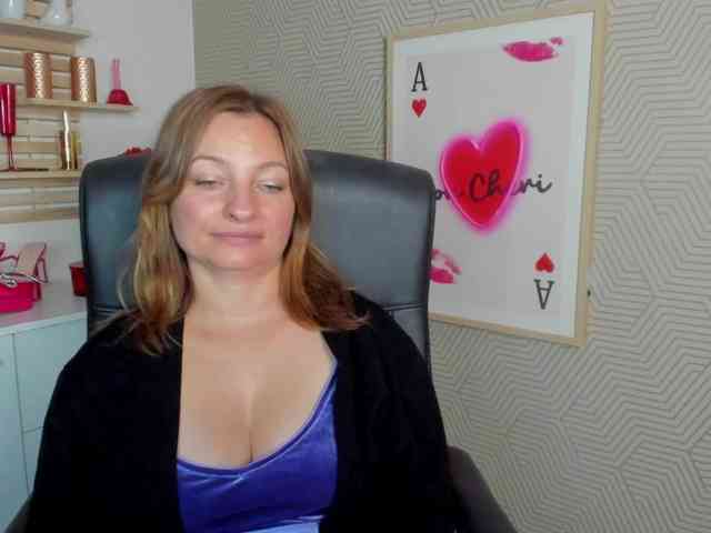 angelaLove13 webcam