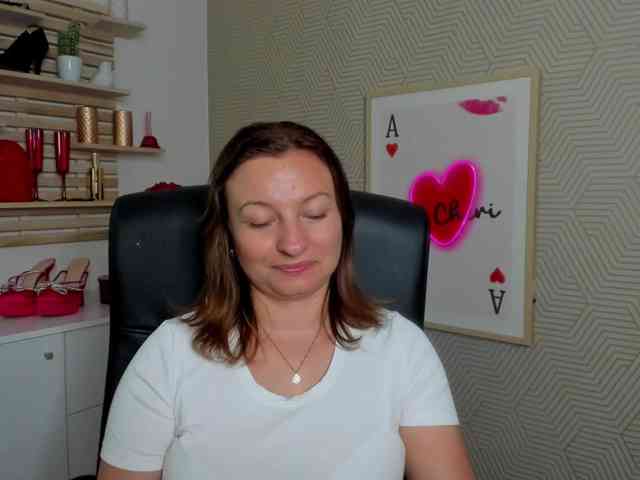 angelaLove13 webcam