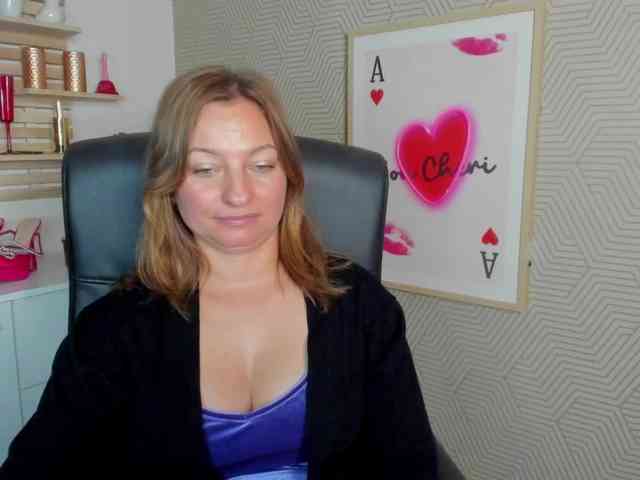 angelaLove13 webcam