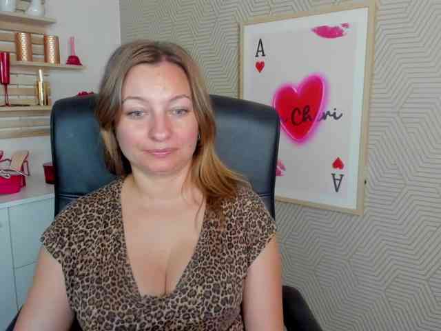 angelaLove13 webcam