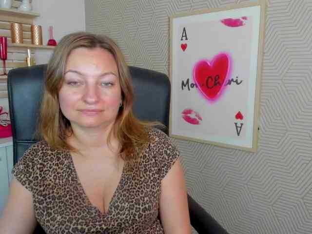 angelaLove13 webcam
