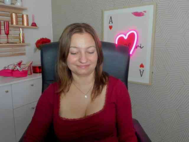 angelaLove13 webcam
