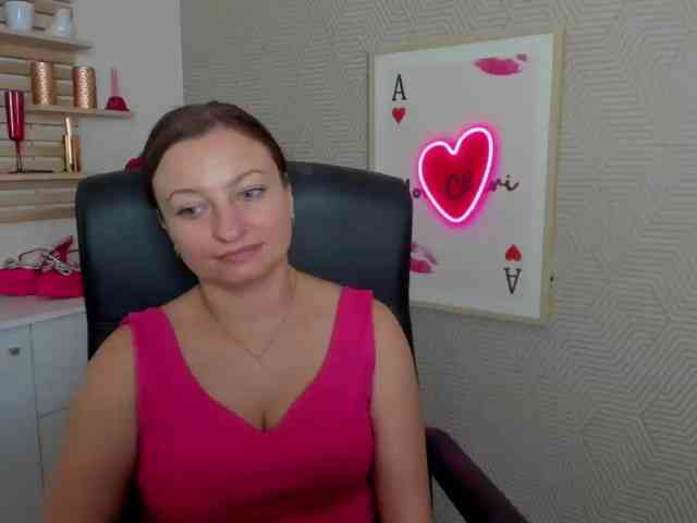 angelaLove13 webcam