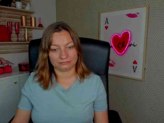 angelaLove13 webcam