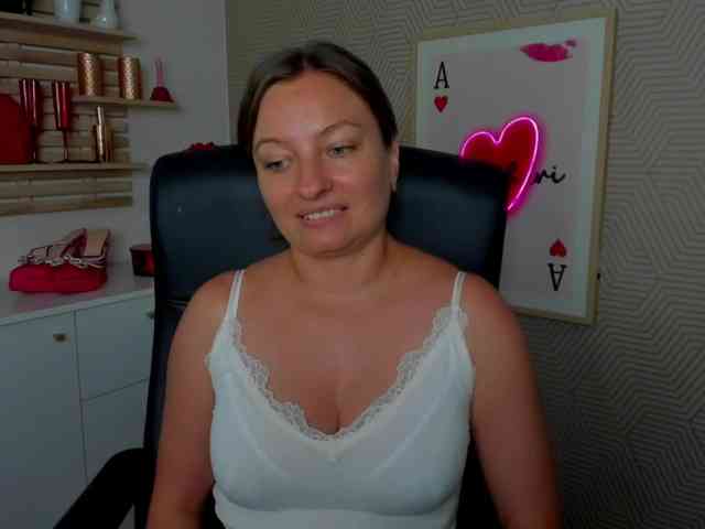 angelaLove13