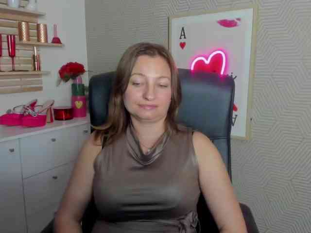 angelaLove13 webcam