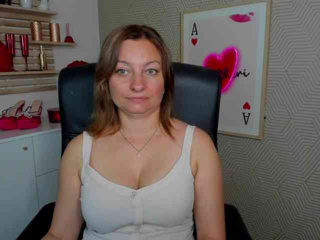 angelaLove13