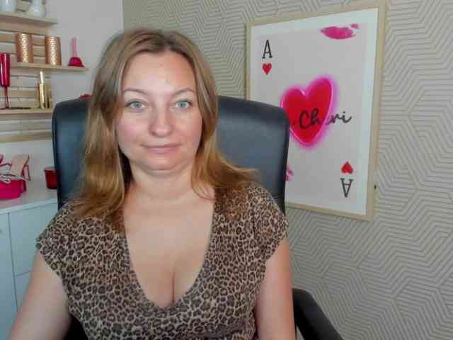 Model: angelaLove13