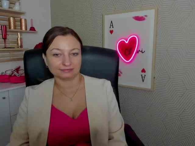 angelaLove13 webcam