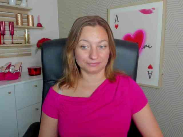 Model: angelaLove13