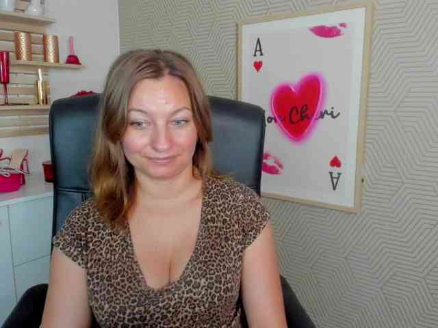 angelaLove13 webcam