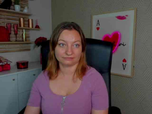Model: angelaLove13
