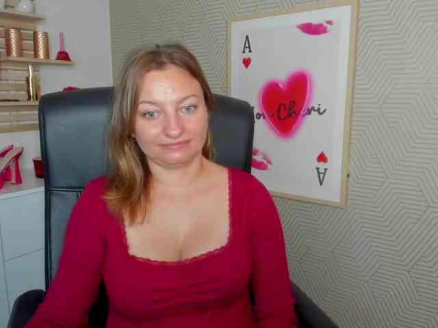 angelaLove13 webcam