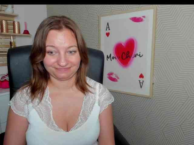 angelaLove13 webcam